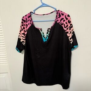 Women’s Vneck Leopard Print Plus Size 3X Top Tee Shirt